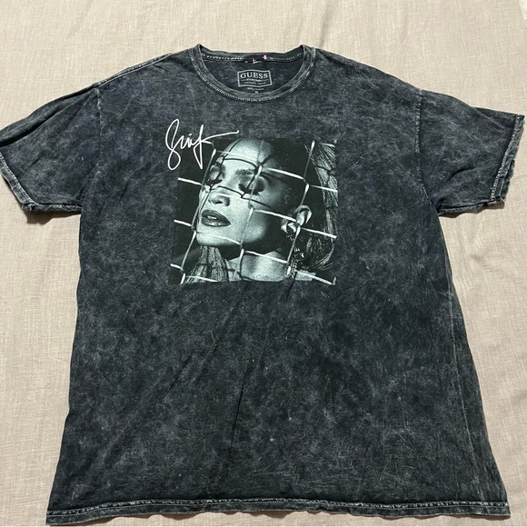 Jennifer Lopez Guess Acid Wash Tee Size XL Band Music Jlo Album Streetwear - Picture 2 of 6